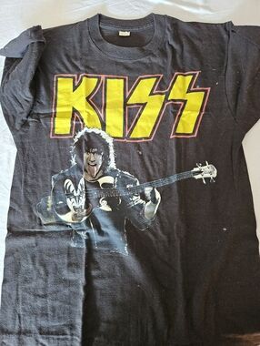 KISS Black Graphic Kids T-Shirt - Yellow Logo